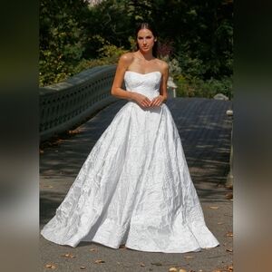 Gracy Accad Victoria